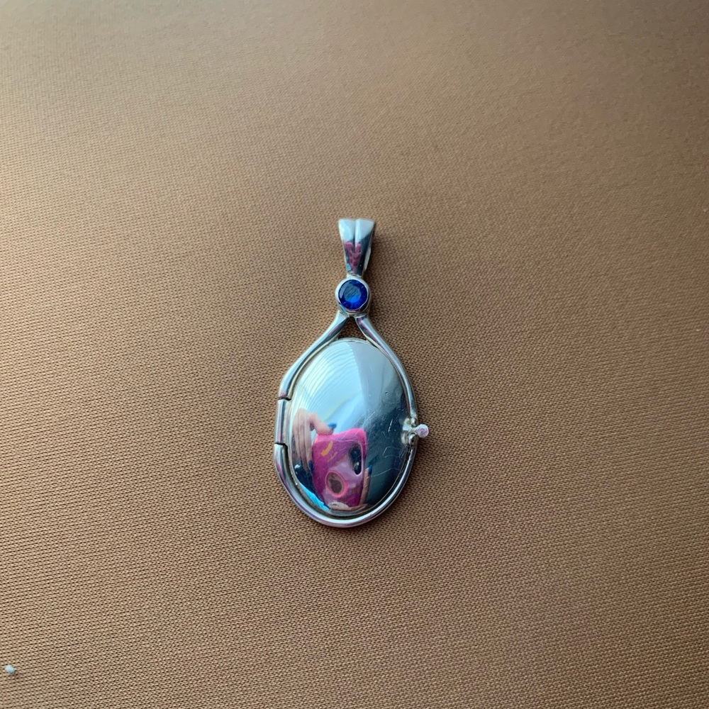 925 Sterling Silver H20 Locket Sapphire Pendant